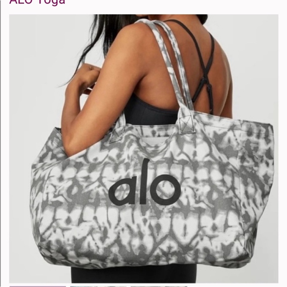 ALO Yoga Gray Tie-Dye Logo Tote